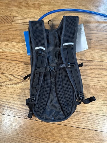 NEW CamelBak Rogue 85oz/2.5L Bike Hydration Backpack Black/Graphite - Picture 6 of 7