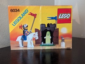 Vintage (1990) LEGO Castle - Black Knights set 6034 Black Monarch's Ghost - RARE