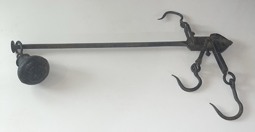 Steelyard Scale Cast Iron 3 Hooks 100 Lb - Picture 2 of 5