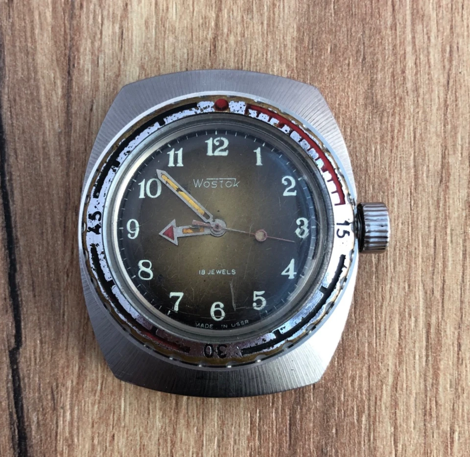 Reloj Pulsera Vostok Anfibio Wostok URSS SSS SU Rusia Soviética De Colección Raro Foto 3 de 4