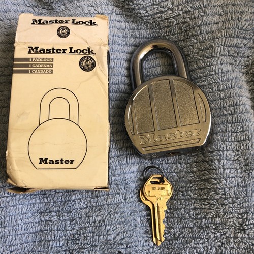 MASTER LOCK Padlock Keyed Alike Standard Shackle Round Zinc Die-Cast Body, 230KA - Picture 1 of 7