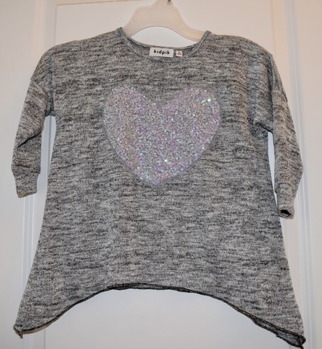 NWT KIDPIK SPARKLY SILVER GRAY SEQUIN HEART VALENTINE'S DAY SWEATER SIZE S 7 8 - Picture 1 of 2