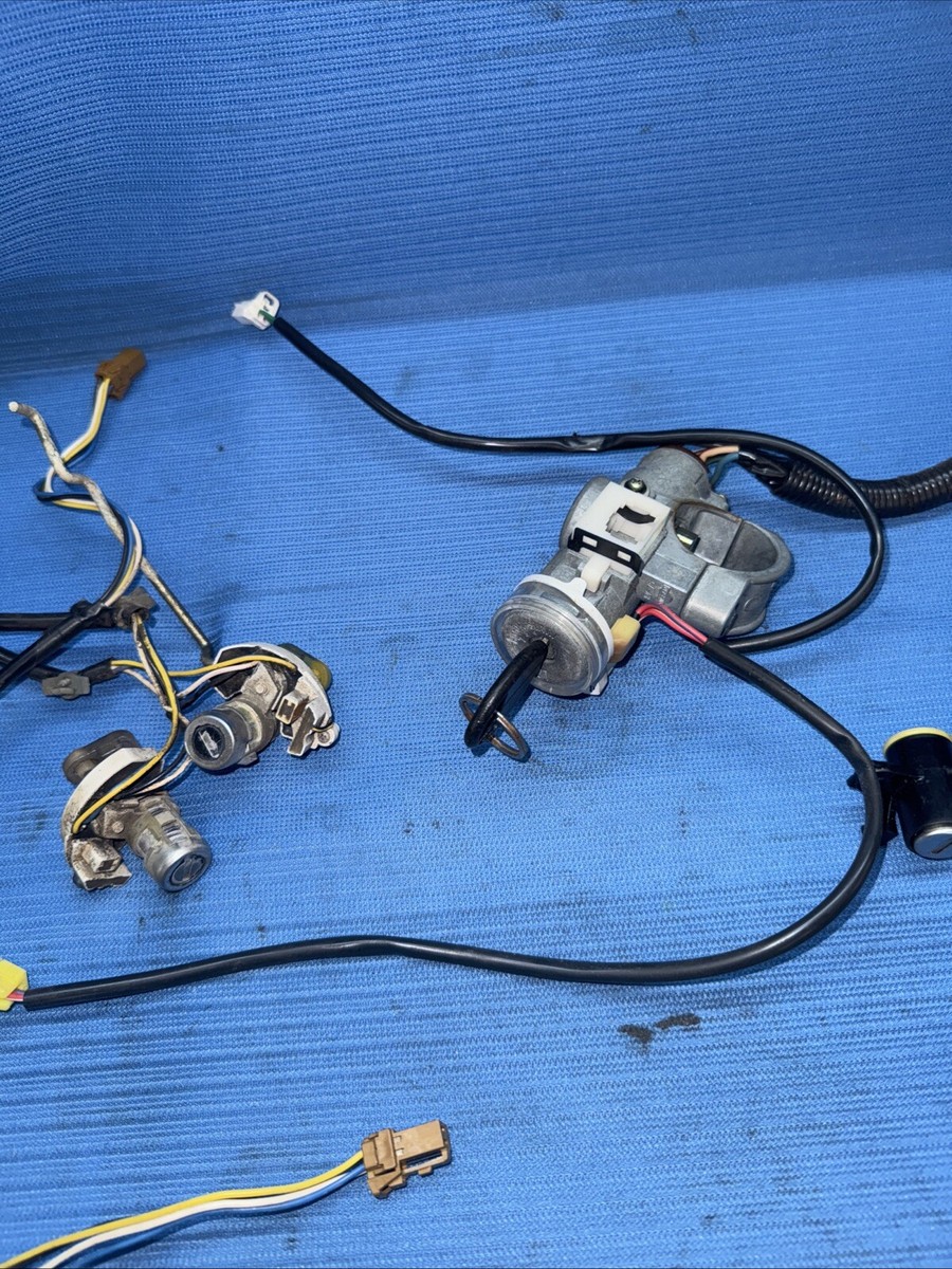 90-96 Nissan 300zx Z32 Ignition with T-tops Door Lock Cylinders NO