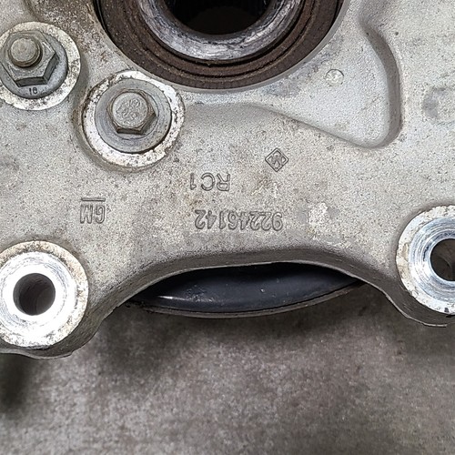 10-15 Camaro SS Spindle RH Passenger Rear Knuckle Aa7318 - Picture 2 of 10