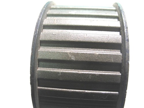 NUOVA PULEGGIA DISTRIBUZIONE UKN 28H200 SD PASSO 0,5 28T 2"W BOCCOLA SD P8854 - Foto 4 di 4