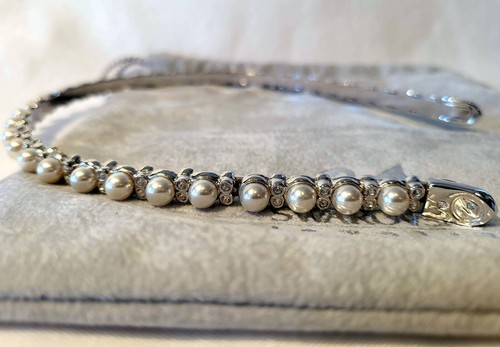 Swarovski Signed Wedding Headband Rhodium Plated with Pearls Crystals Vintage - Picture 6 of 6