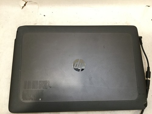 HP Zbook 17 G2 / Intel Core i7 UNKNOWN SPECS / (MISSING PARTS!) -MR - Picture 3 of 4