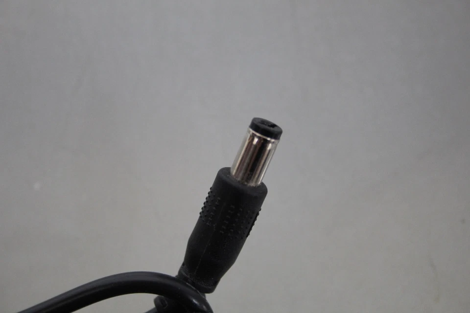 Switching Power Supply 48V 0,5A/ Model:G0957B-480-050 - Bild 2 von 4