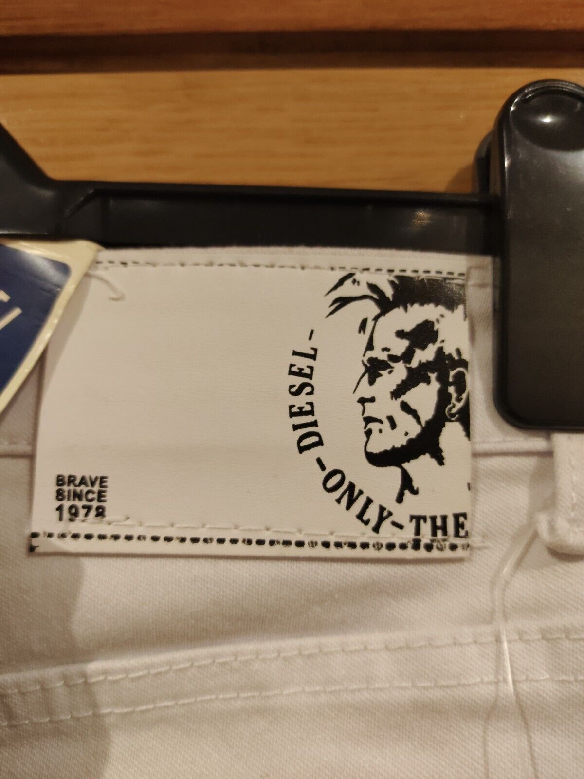 Picture 5 of 7