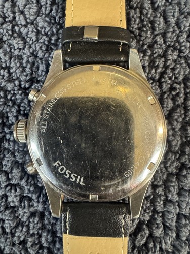 Fossil Mens Watch bq1034 Black Dial Chronograph New Black Leather Band New Batt - Picture 3 of 4