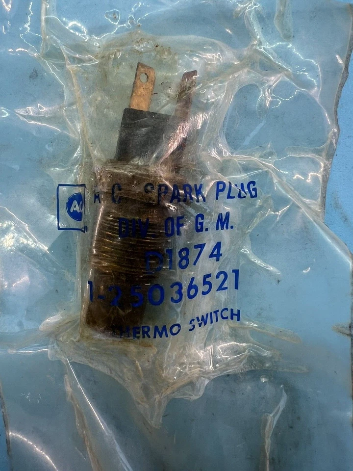 Engine Coolant Temperature Switch ACDelco 6490452 25036521 - Image 2 of 2