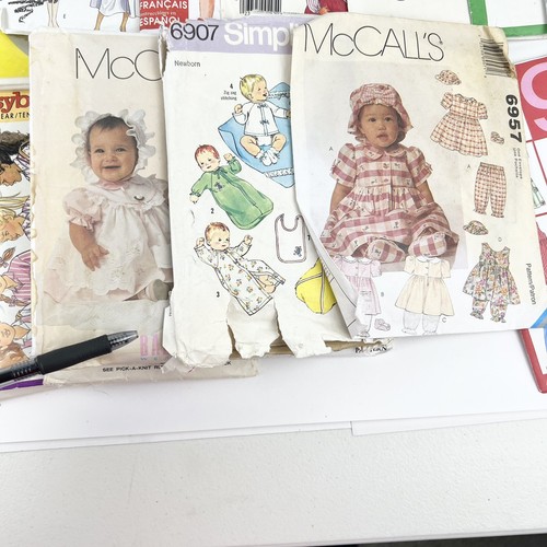 Vintage Sewing Patterns Lot Of 33 Kids And Women’s Assorted Sizes Assorted Brand - Picture 7 of 7
