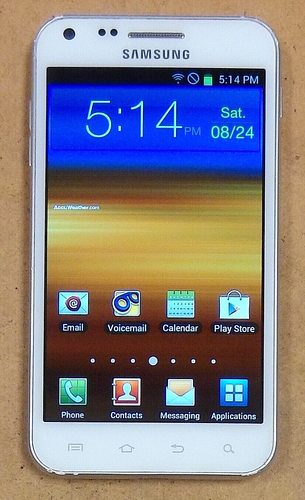 Samsung Galaxy S 2 II Epic Touch 4G SPH-D710 - White ( Sprint ) Rare Smartphone - Picture 3 of 8