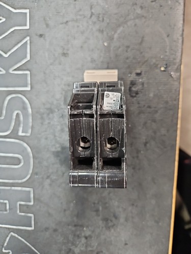 Eaton Cutler Hammer Circuit Breaker 30 Amp 2 Pole CHF230 - Picture 4 of 4