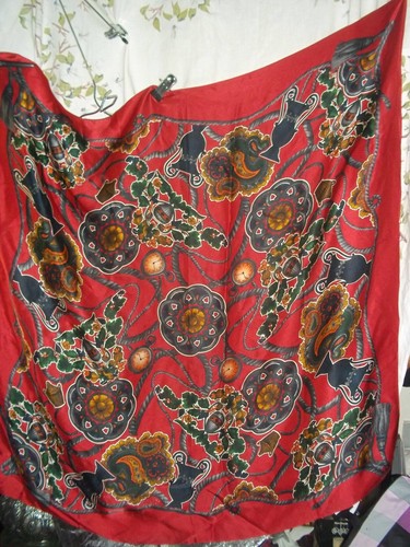 Albert Nipon Rare find Vntge Silk Square Fantasy Art Scarf Preownd 34x34 square - Picture 16 of 17