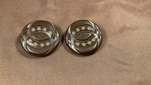 Vintage Antique Pair of Large 1 3/4” Carved Bakelite Buttons BB36 - Picture 1 of 4