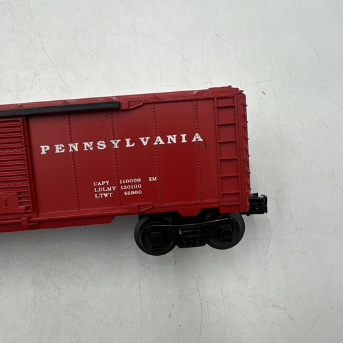 LIONEL 7-11116 O GAUGE PENNSYLVANIA SLIDING DOOR BOXCAR PRR #6014 - Picture 7 of 17