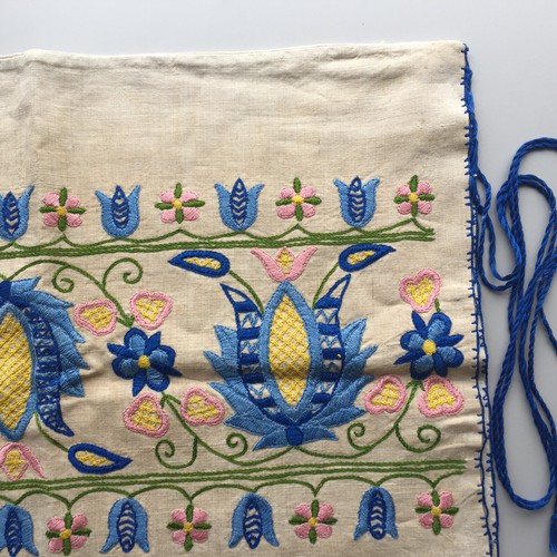 Antique Hungarian Pillow Case Embroidered Uri Himzes Handmade Floral 24x18 OOAK - Picture 4 of 8