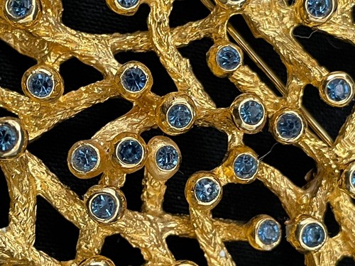 Signed Ivana TRUMP Coral Reef BRANCH BROOCH Pin Blue Crystal Rhinestone Jewelry - Picture 3 of 6