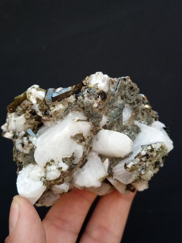 Epidote with Feldspar from Gilgit Baltistan Pakistan . - Picture 7 of 8