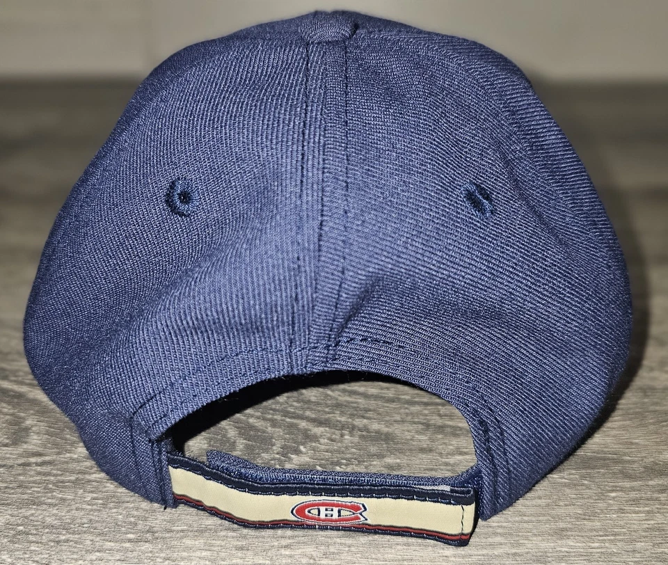 De Colección Reebok NHL Face Off Montreal Canadiens Logo Grande Escritura Azul Sombrero Ajustable Foto 4 de 4