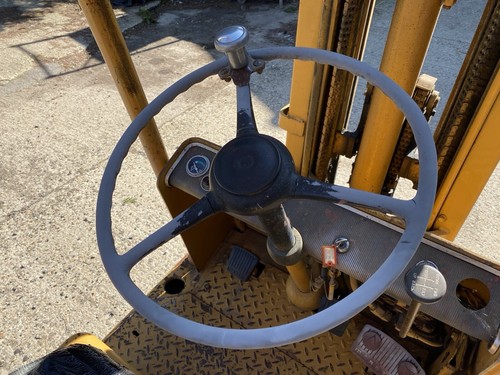 Hyster Fork Lift - F163, 1.5t, LPG, 3 mast - Picture 17 of 23