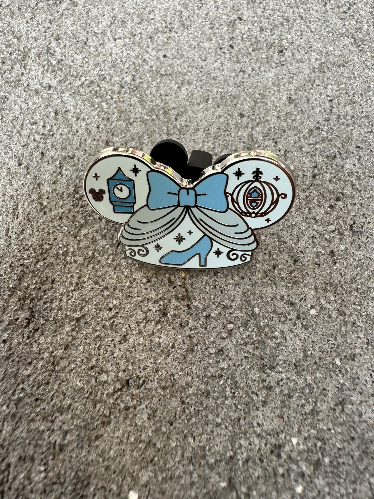 Disney Pin 2024 WDW Hidden Mickey Character Ear Hats - Cinderella