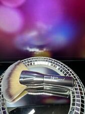 it Cosmetics  Heavenly Luxe Mega Fan Brush  BRAND NEW