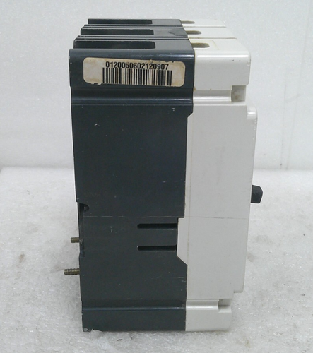 Cutler Hammer FD 35K 100A 600VAC 3 Pole Circuit Breaker FD1300 - Picture 4 of 8