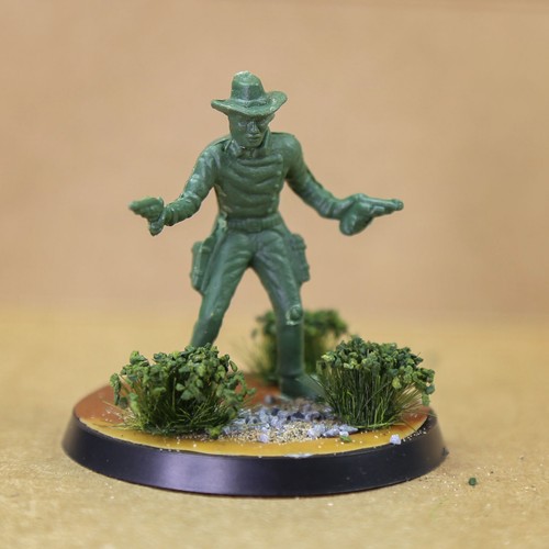 One Pack Green Bush Grass Cluster Model Bases for Wargames Military Scene - Picture 5 of 9