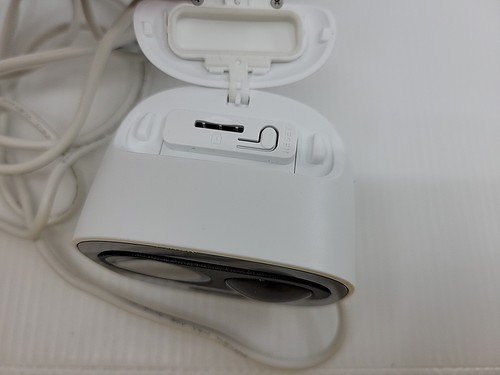 Q-See Beacon 1080p Wi-Fi Outdoor Network Camera w/ Spotlight & Siren USED - Picture 4 of 5