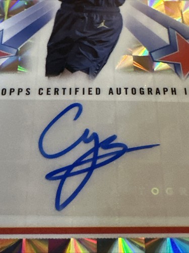 2025 Topps Finest Colossal Shots Cody Williams Auto Rookie Utah Jazz - Picture 11 of 11