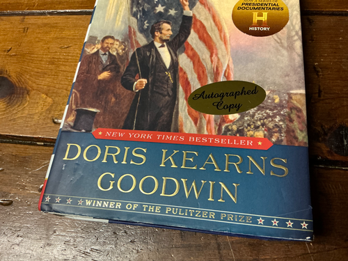 ** SIGNED ** DORIS KEARNS GOODWIN ** LEADERSHIP ** (2018 HC/DJ) ** - Imagen 2 de 11