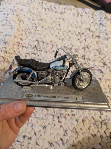 Harley Davidson Maisto Maßstab 1:18 Motorrad Modell Konvolut 7 Knucklehead Springer - Bild 2 von 24