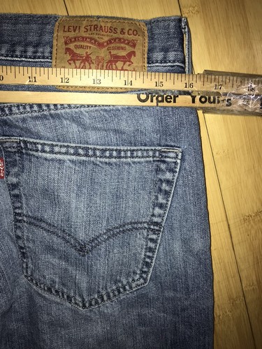 Levis 514 Jeans Mens 31x32 Straight Fit Blue Denim Casual Rugged C73 - Picture 3 of 5