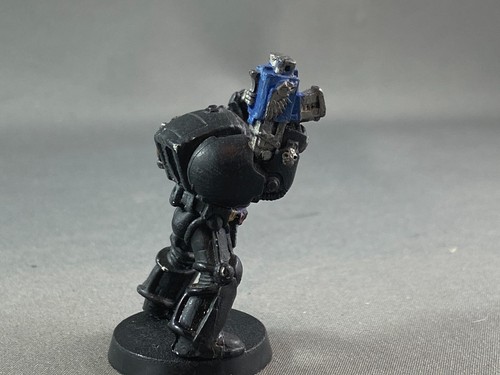 Terminator Storm Bolter Chainfist Space Marines Warhammer 40k 2nd Ed METAL - Picture 2 of 3