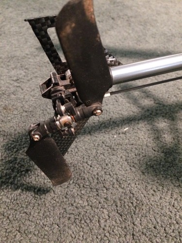 Two align trex 450 helicopters PLUS EXTRA PARTS  - Picture 15 of 17