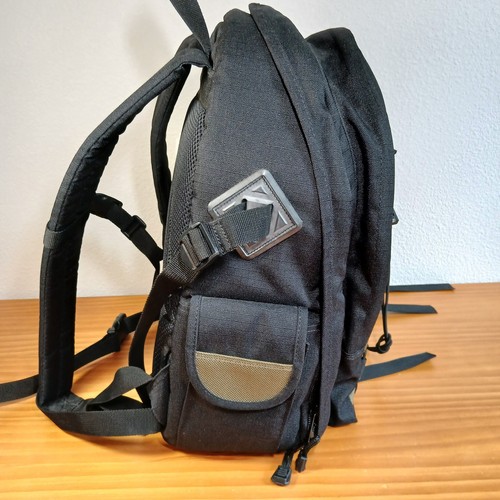 Canon Camera Backpack Green Black Adjustable Padded Photo Gear Bag - Picture 4 of 17