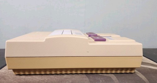 Super Nintendo SNES Console SNS-001 Powers On - Reads Games - DOESN'T WORK AS IS - Picture 3 of 11