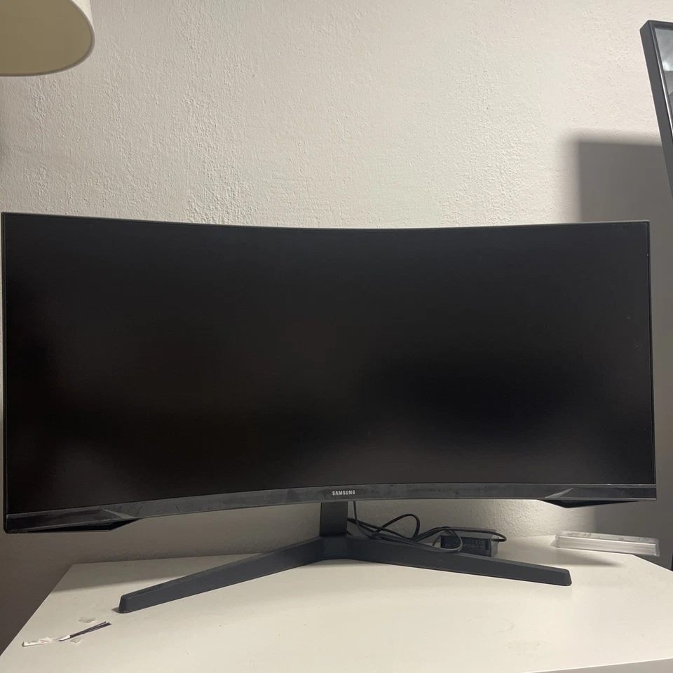Samsung C34G55TWWP Odyssey 34 Zoll Ultra-Wide Gaming Monitor - Bild 2 von 2