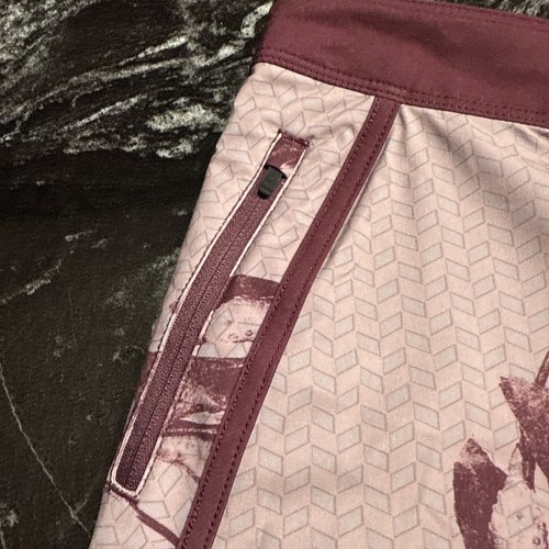 Florence Marine X Naupaka 16” Boardshorts Mauve Boys Size 26 NWT - Picture 4 of 11