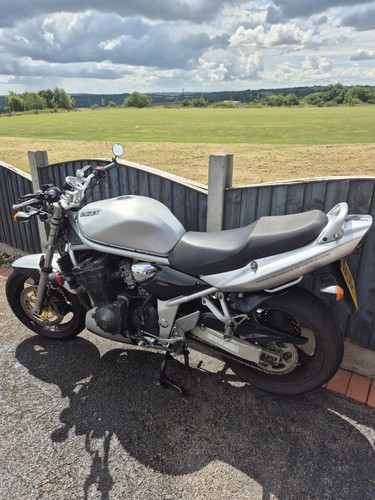 Suzuki Bandit 1200 - Picture 2 of 9