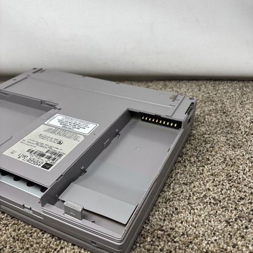 Toshiba Satellite Pro 445CDX  Laptop intel Pentium UNTESTED - Picture 11 of 13