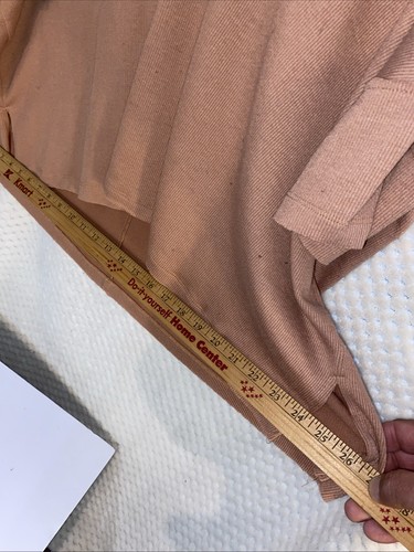 Drei Vogelnest unterwegs geripptes Essential T-Shirt V-Ausschnitt Größe M Sepia braun gebraucht, in einwandfreiem Zustand - Bild 5 von 8