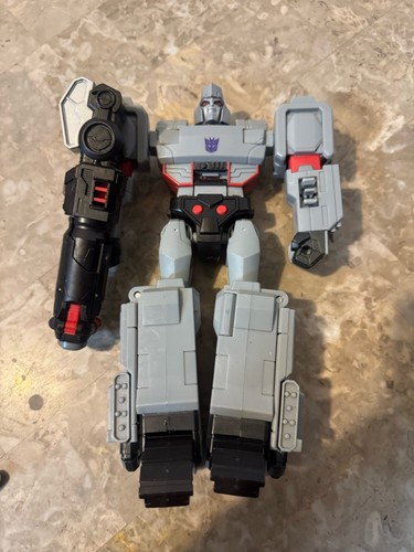 Transformers Cyberverse Ultimate Class Megatron Hasbro Action Figure 9" - Picture 7 of 8