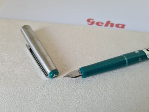 GEHA 711 "EF" Grün Füllhalter Schulfüller Rechtshänder Füller 70er / 80er - Bild 3 von 4