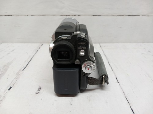 Hitachi HDD DVD SD Camcorder DZ-HS300E Handheld Camera - Picture 9 of 22