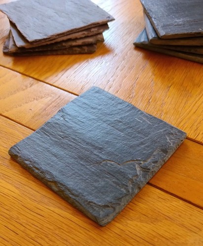 x4 Natural Slate Coasters Square 8cm Reclaimed From 100 Year Old Roof Red Black - Picture 1 of 4