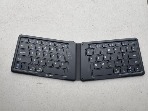 Targus AKF003 Wireless Bluetooth USB Ergonomic QWERTY Foldable Keyboard - Black
