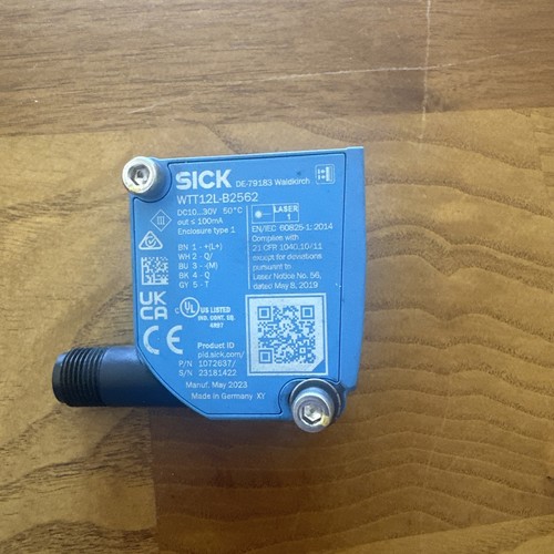 SICK WTT12L-B2562, POWERPROX MULTITASK PHOTOELECTRIC SENSOR, 1072637, NE #331897 - Picture 1 of 3